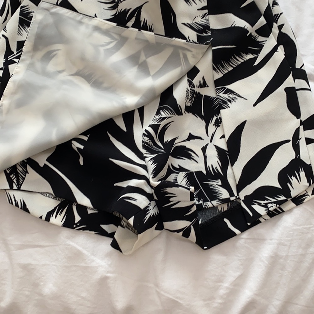 Express Skort - image 2